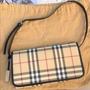Burberry Nova check shoulder bag